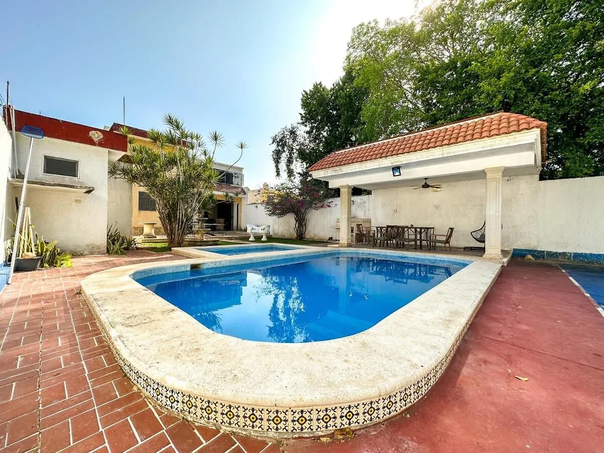 Loft Omega Para 2 Personas Con Piscina Y Billar メリダ
